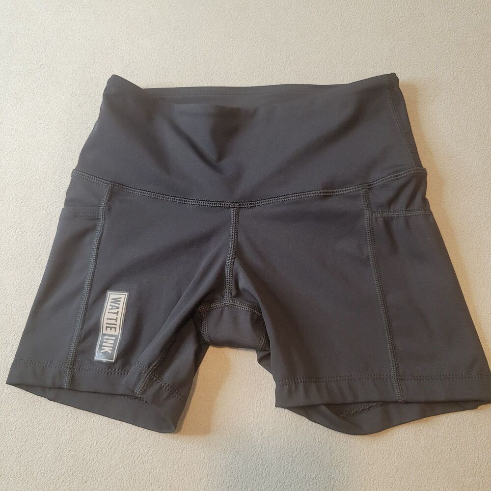 Wattie ink women’s Black cycling shorts Rock Thew Size Small sport
